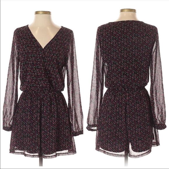 ✨ Express Multicolor Sheer-Overlay Romper✨ - Picture 2 of 5